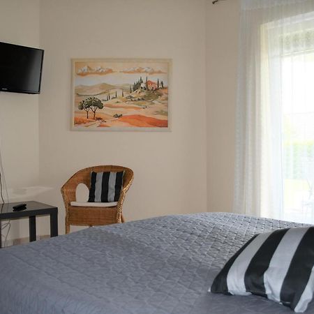 Ferienwohnung Bellerbergblick Ettringen  Екстериор снимка