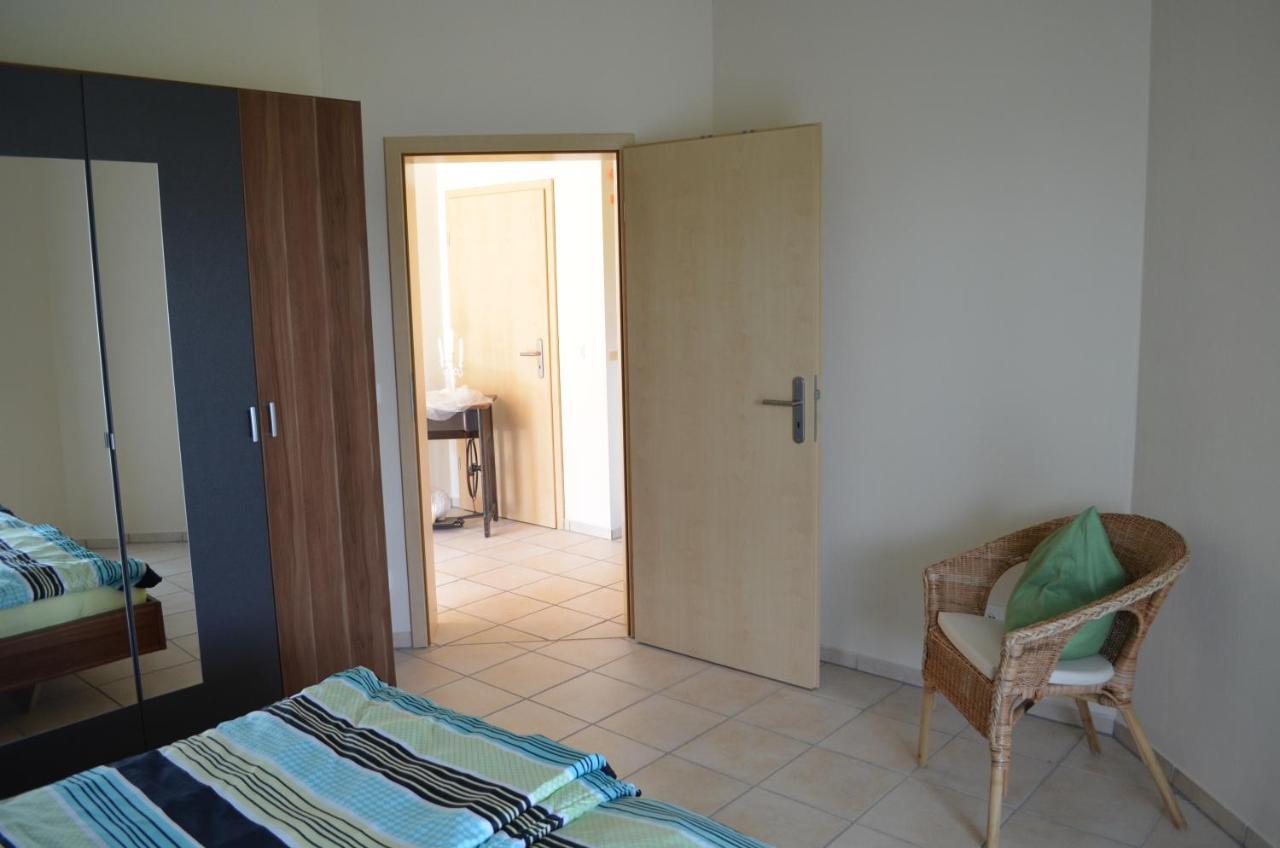 Ferienwohnung Bellerbergblick Ettringen  Екстериор снимка